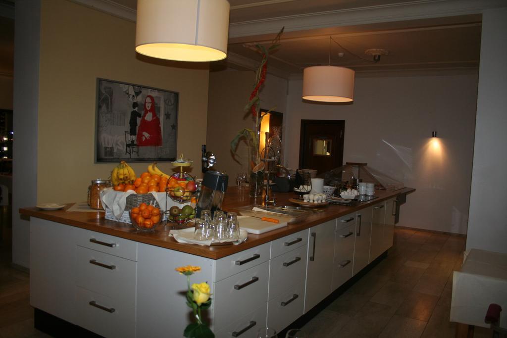 Hotel Admiraal Lanaken Extérieur photo