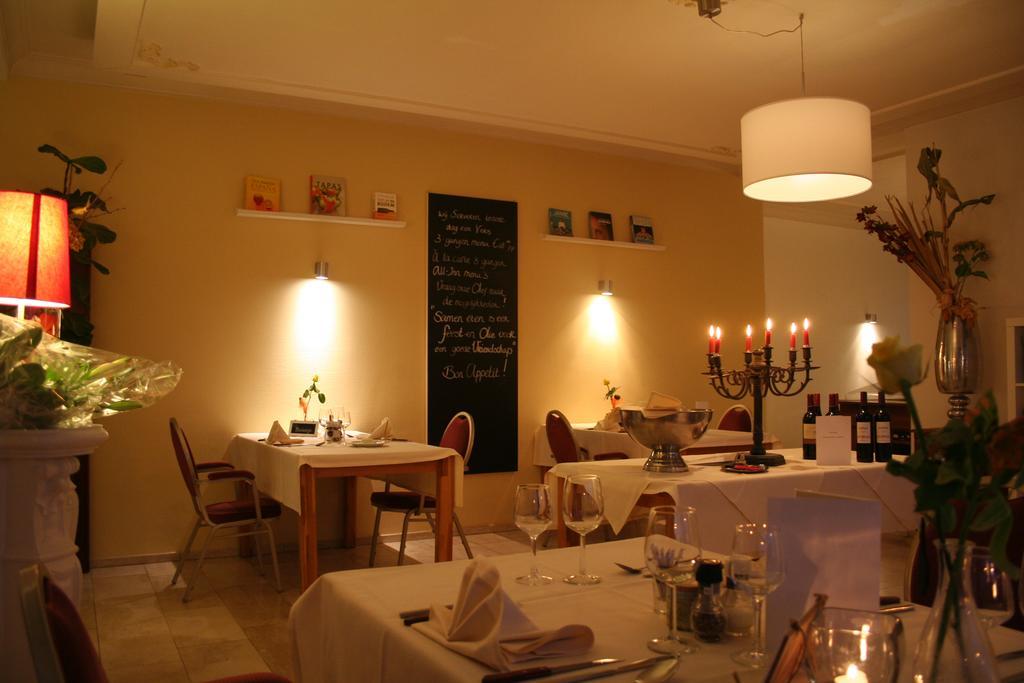 Hotel Admiraal Lanaken Extérieur photo