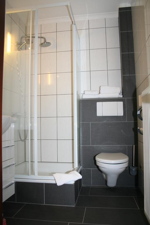 Hotel Admiraal Lanaken Extérieur photo
