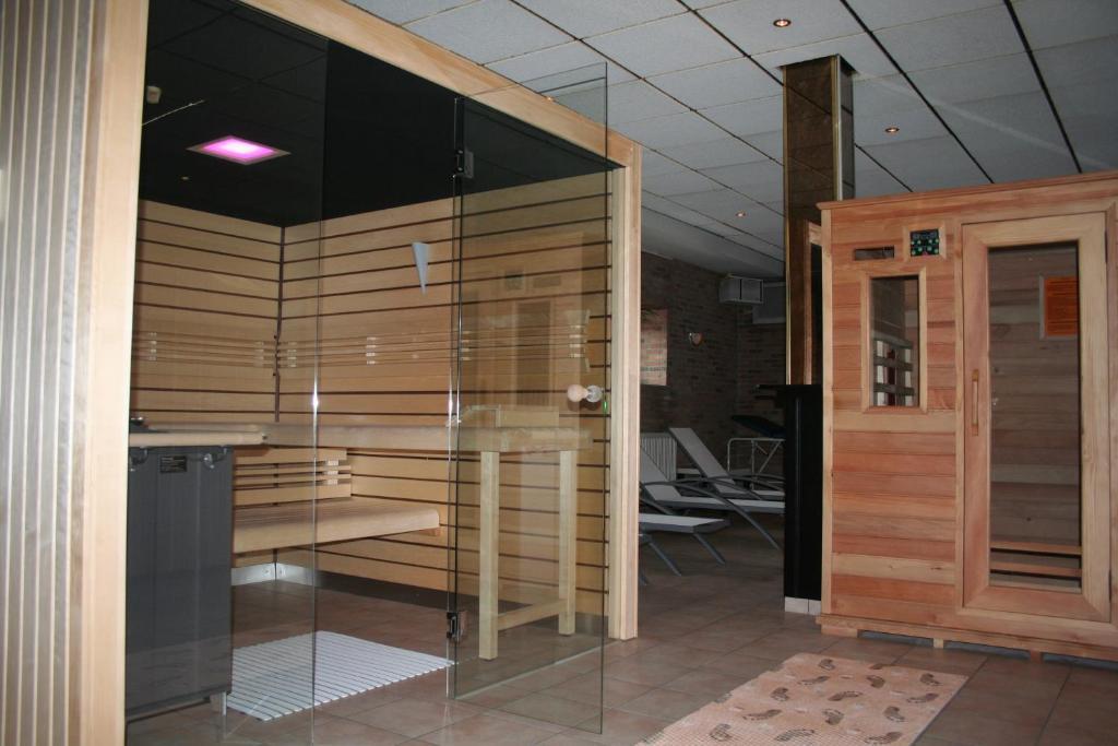Hotel Admiraal Lanaken Extérieur photo