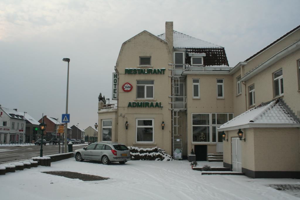 Hotel Admiraal Lanaken Extérieur photo