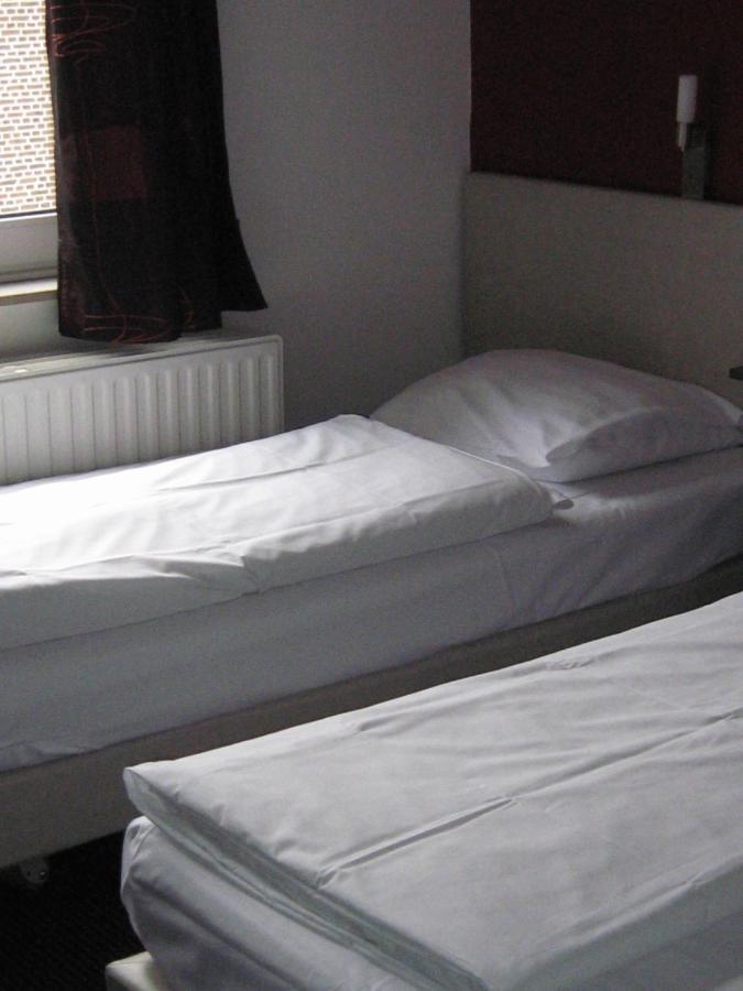 Hotel Admiraal Lanaken Chambre photo