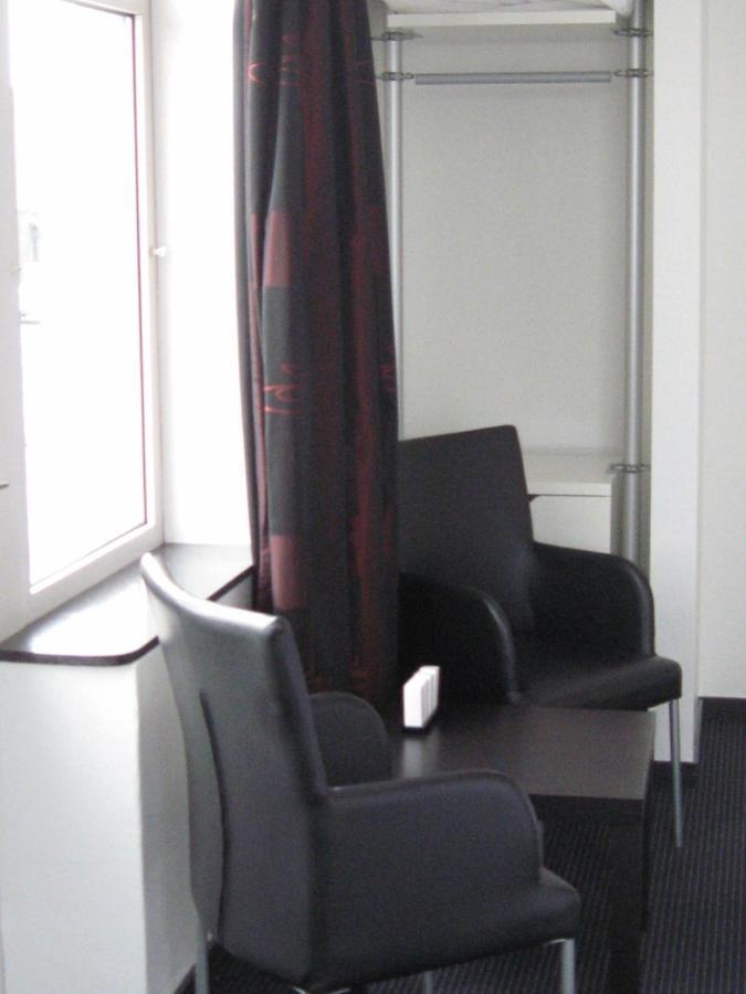 Hotel Admiraal Lanaken Chambre photo